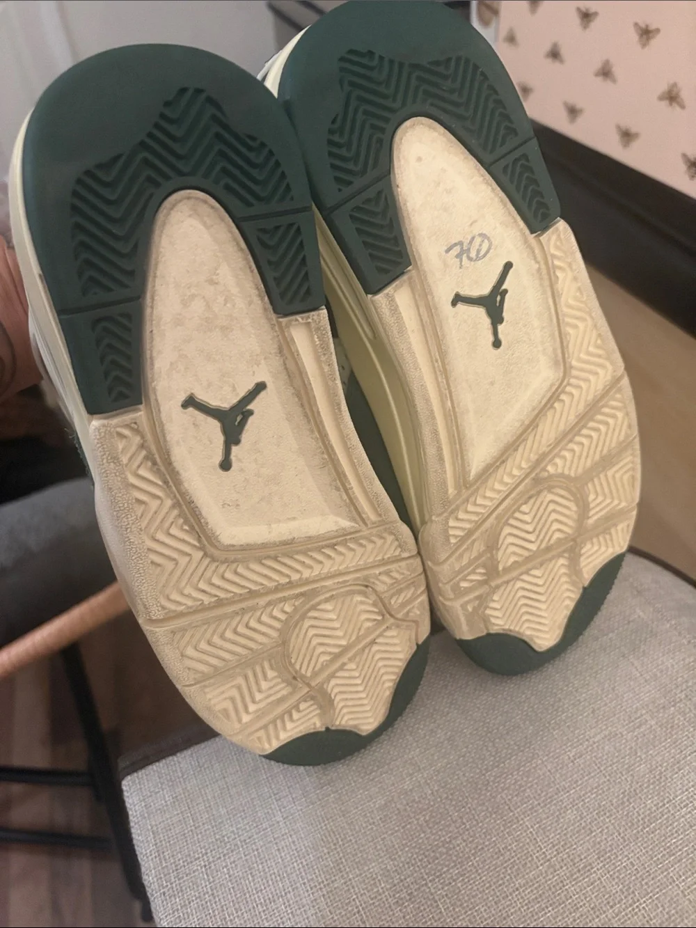 Jordan Low-Top Sneakers in Green and White Suede
